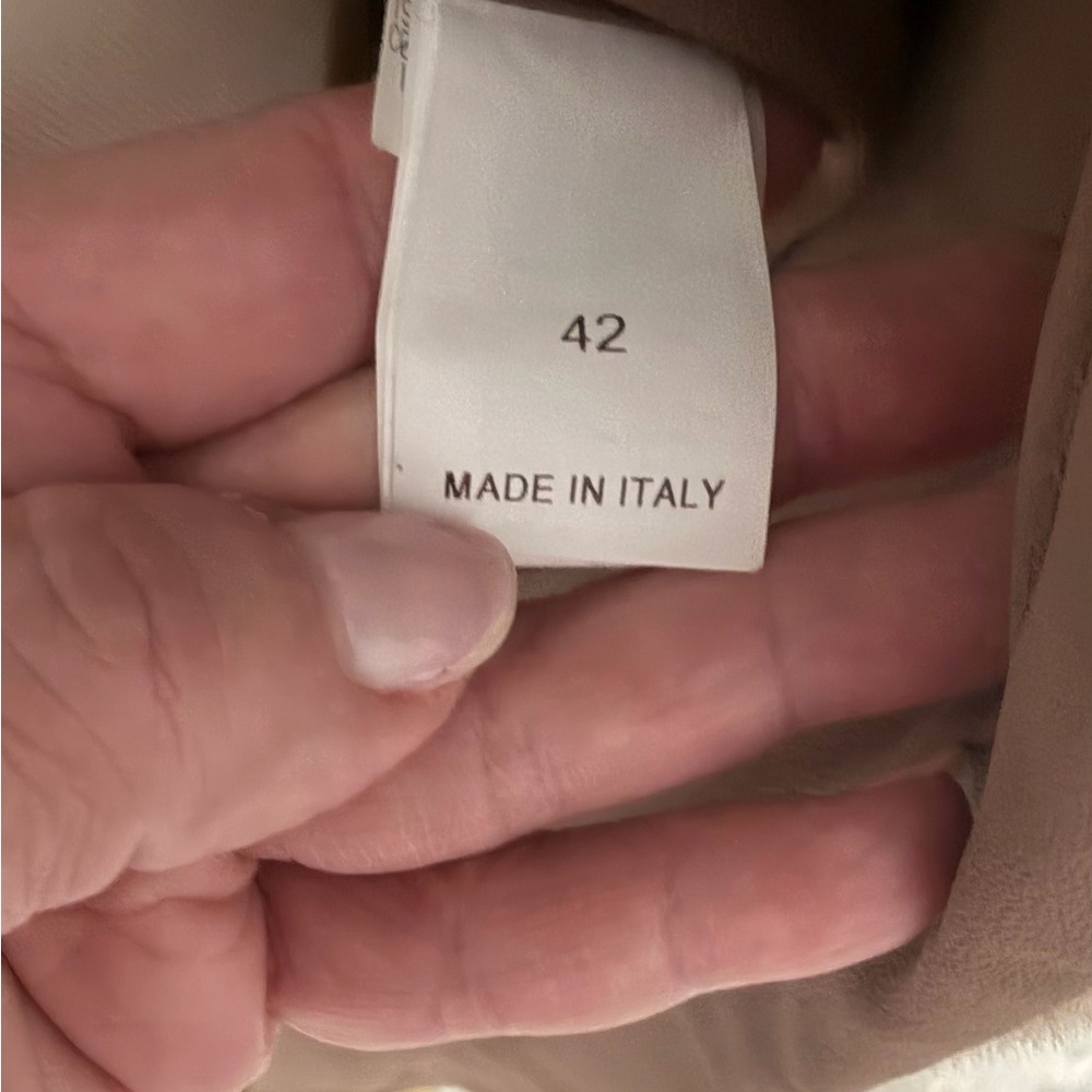 Brunello Cucinelli Alpaca & Wool Coat, Size 42 IT, US 4-8, Excellent Condition - Picture 9 of 15